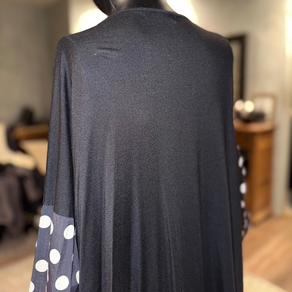 JASON, Comfy Black Tunic with Polka Dot Sleeves – Size L - Picture 7 of 15
